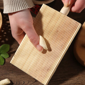 Wooden Board Rolling For Macaroni